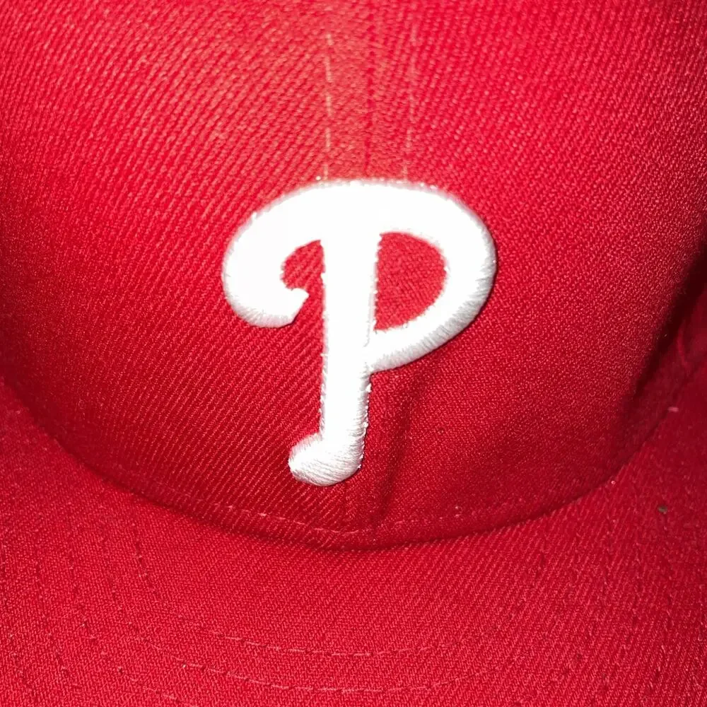 New Era Philadelphia Phillies 59FiftyUnisex Adult Hat - Red 7 1/2